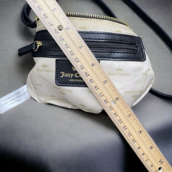 Juicy Couture l 2-piece Lot l Animal Print Scarf/Wrap l Black Cross-body Purse - Picture 6 of 16